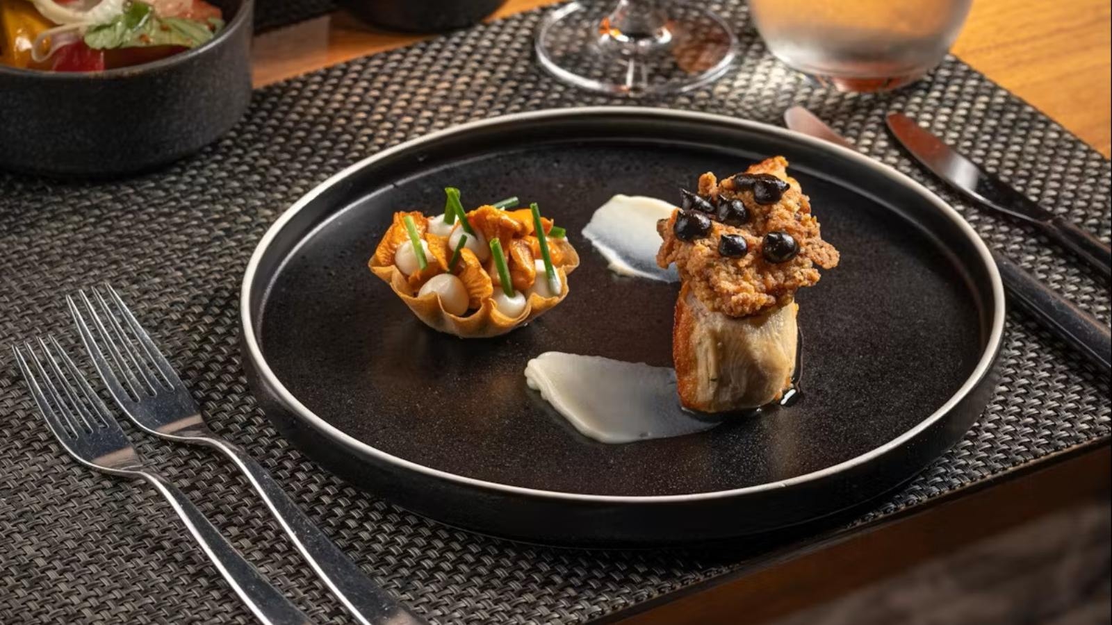 Podium Restaurant At The Hilton Manchester Deansgate Hotel